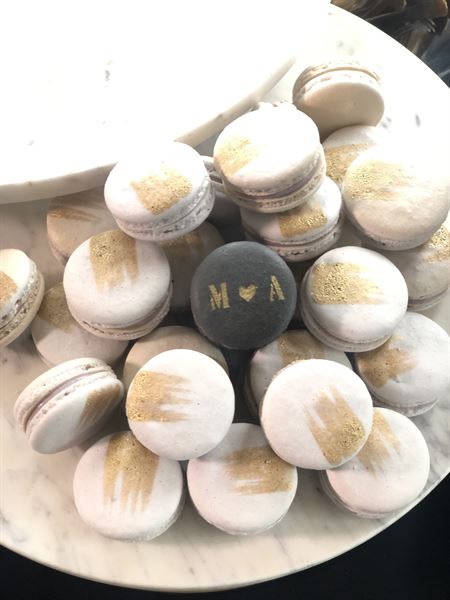 Fuchsia + Cream Macarons