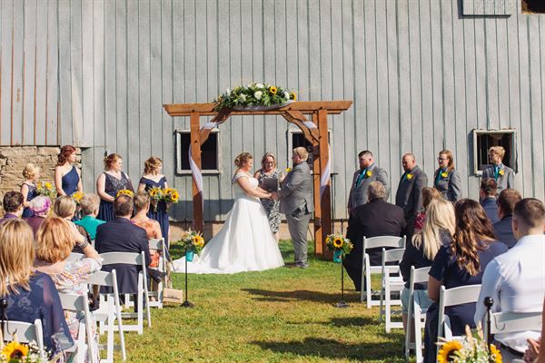 Rev. Kelly Kingsland