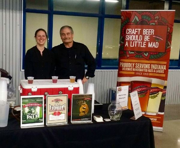 Shigs In Pit Catering and Mad Anthony Bar Service