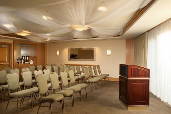 Edgewater Beach Hotel & Club