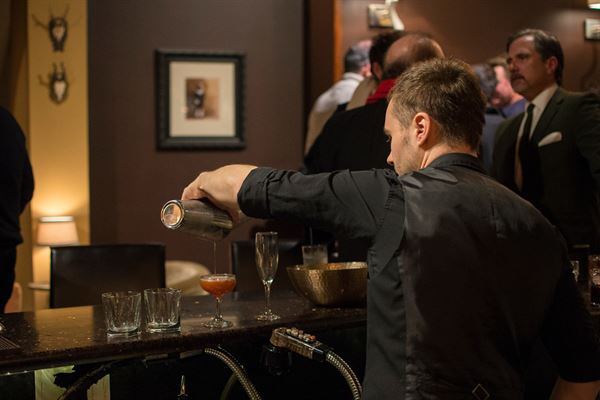 Bromwell's HÄRTH Lounge and Event Center