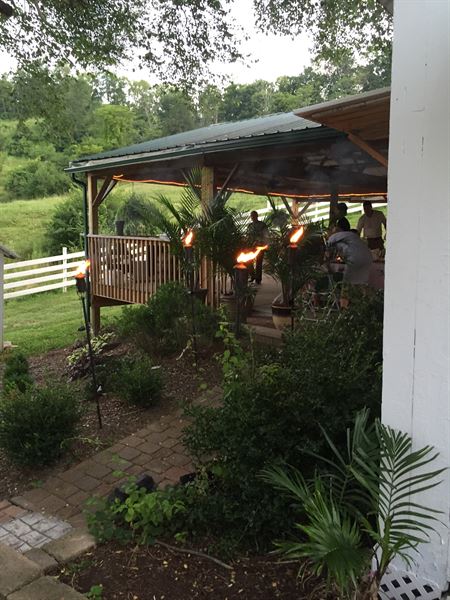 Stone Brook Vineyards & Winery