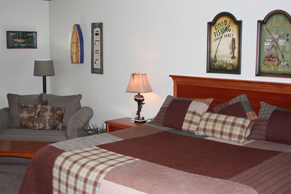 Gladstone Inn & Suites