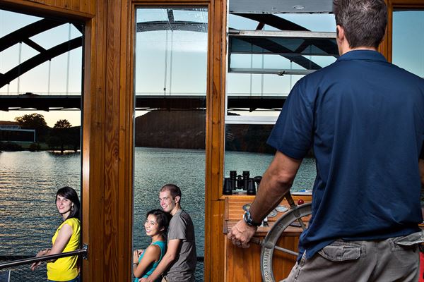 Lake Austin Riverboats