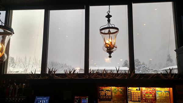 Kristalls Restaurant and Lounge