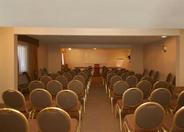 A Victory Inn & Suites