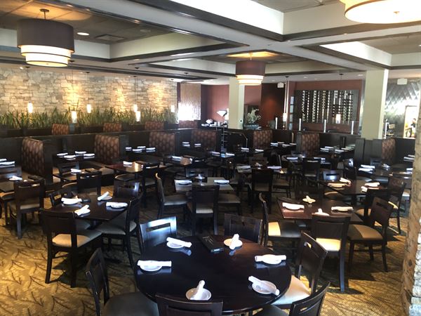 Harvest Seasonal Grill & Wine Bar - Glen Mills