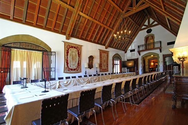 Pleasantdale Chateau & Conference Resort