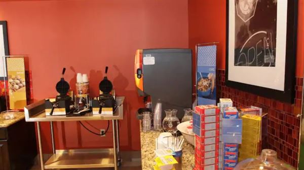 Hampton Inn & Suites Phoenix Chandler-Fashion Center AZ