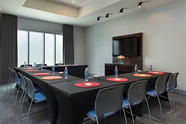 Aloft Austin at the Domain