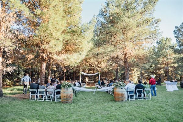 The Farm House At Schnepf Farms