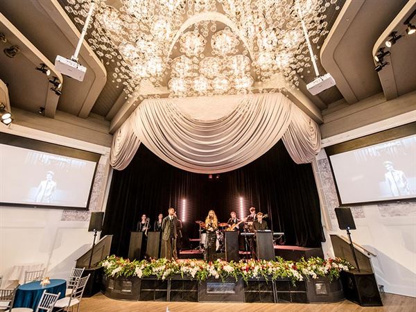 Metropolitan Ballroom & Clubroom