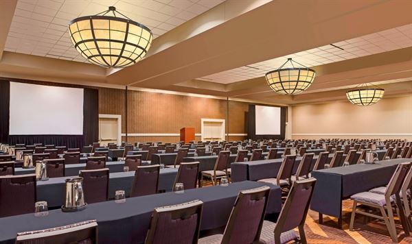 Sheraton Overland Park Hotel