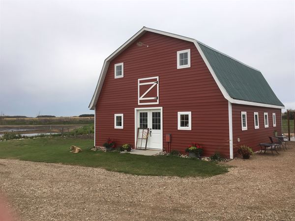 Guenther Farms Wedding, Event & Arts Centre