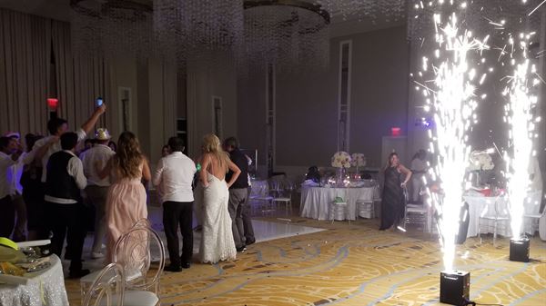 Wup Access/Word sound and lighting