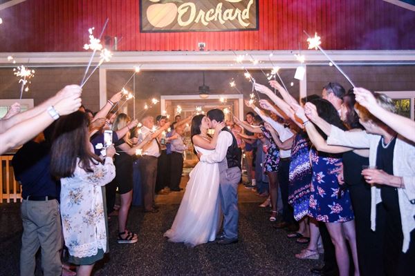 Faulkner Lake Orchard Wedding and Event Center, LLC