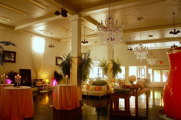 Bellas Ballroom