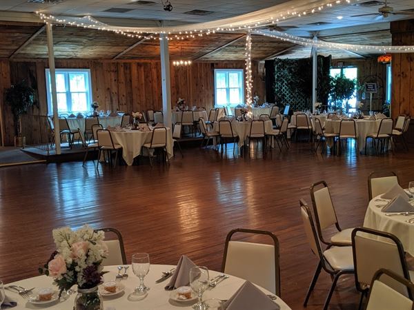 Saucon Valley Acres & Catering Inc