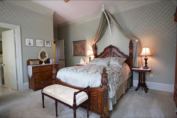 The Londonderry Inn & Estate