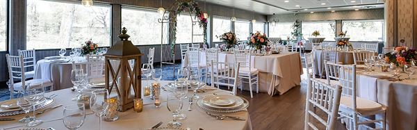 Holiday Inn Milwaukee Riverfront