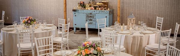 Holiday Inn Milwaukee Riverfront