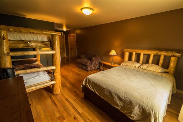 Alaska Legends Kenai River Lodge