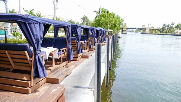 Billy's Stone Crab Restaurant and Market