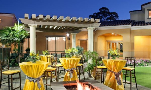 Courtyard Santa Barbara Goleta