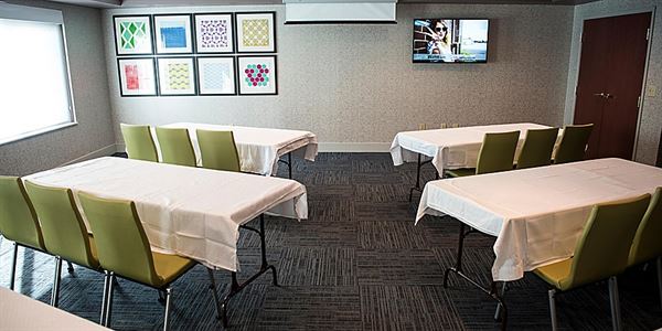 Holiday Inn Express & Suites Lexington-Downtown/University