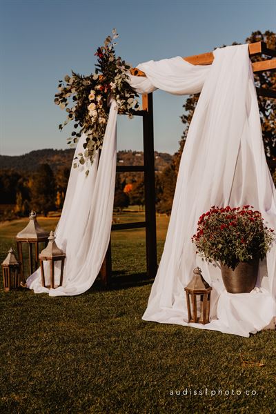 Illahe Hills Country Club