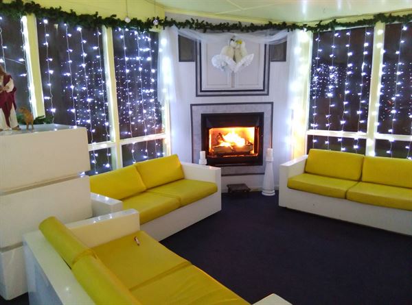 A Little Wedding Garden