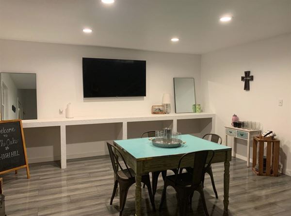 The Oaks at High Hill