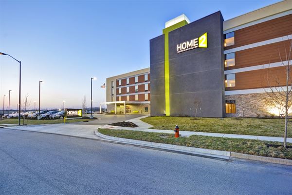 Home2 Suites Kansas City Airport