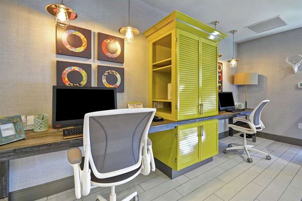 Home2 Suites Kansas City Airport