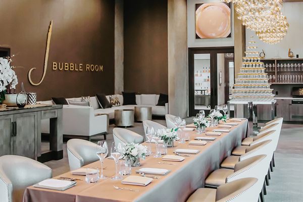 J Vineyards & Winery