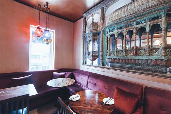 Chez Dévi's Private Floor