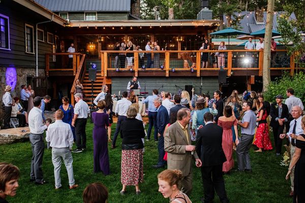 Royal Gorge's Rainbow Lodge