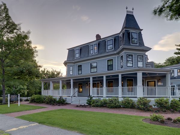 Inn at Hastings Park