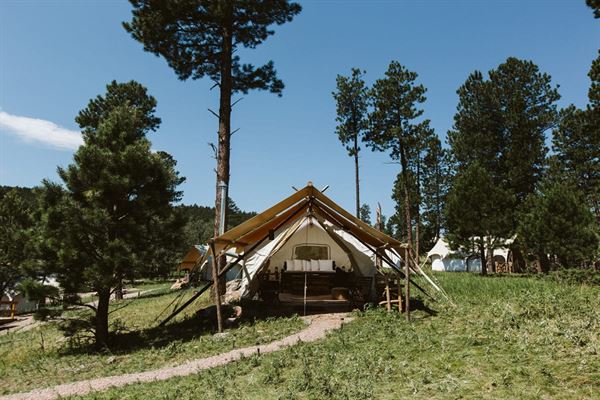 Under Canvas Mount Rushmore