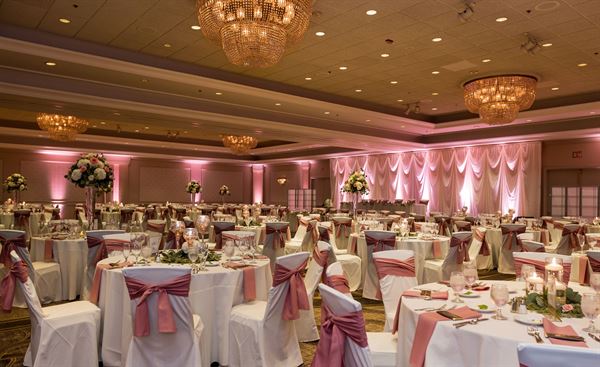 Sheraton Suites Akron Cuyahoga Falls