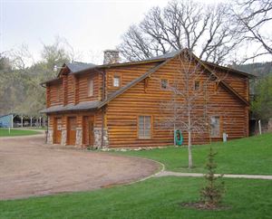 Pete Smith Memorial Cabin