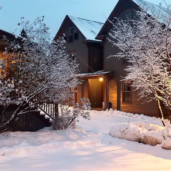 The Porches Inn at MASS MoCA