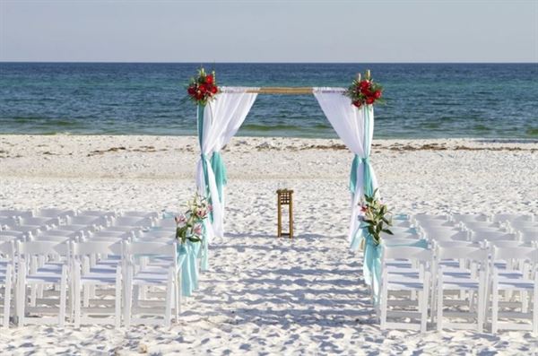 Peninsula Island Resort and Spa