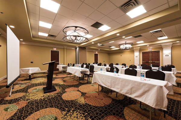 Courtyard Page at Lake Powell