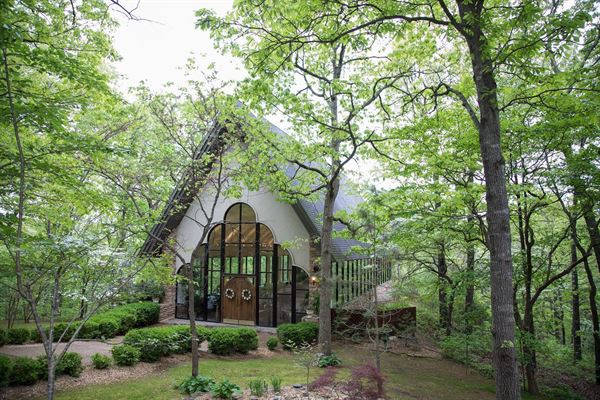 Stonegate Glass Chapel