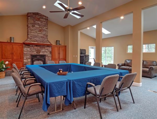 Hideaway Retreat Center