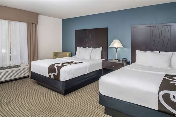 LaQuinta Inns & Suites