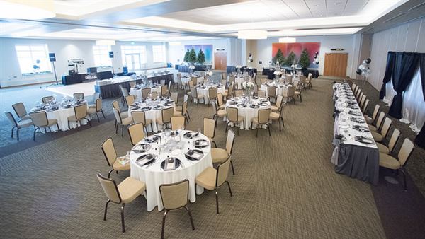 UW Oshkosh Alumni Welcome & Conference Center