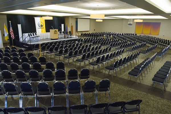 UW Oshkosh Alumni Welcome & Conference Center