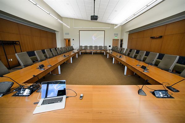 UW Oshkosh Alumni Welcome & Conference Center